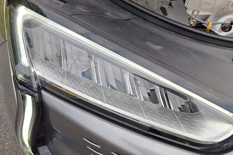 Used SERES SF5 2021 Four-Wheel Drive Freedom Expedition Edition Right Front Headlight