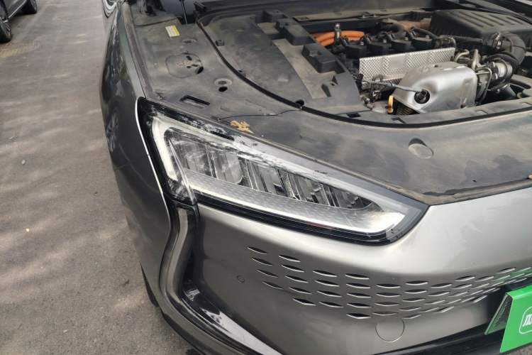 Used SERES SF5 2021 Huawei Smart Selection Four-Wheel Drive Edition Right Front Headlight