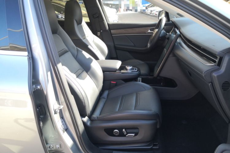 Used SERES SF5 2021 Four-Wheel Drive Freedom Expedition Edition Right Front Seat