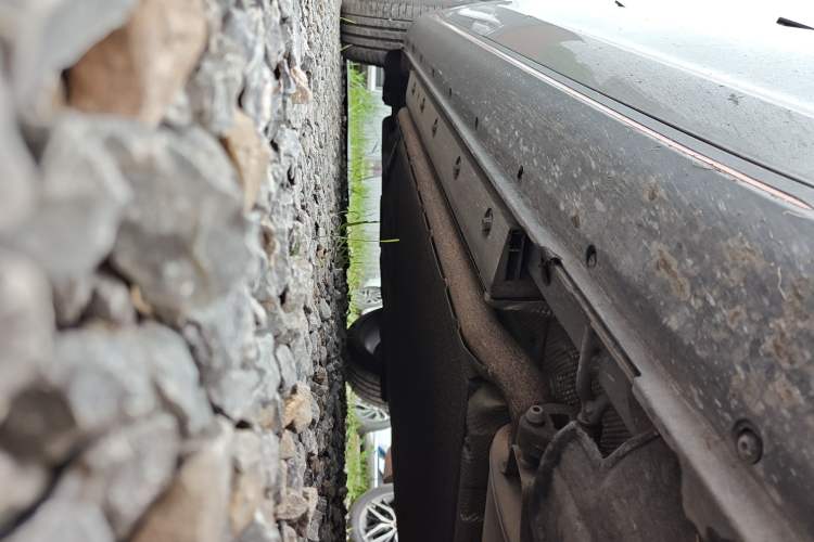 Used SERES SF5 2021 Four-Wheel Drive Freedom Expedition Edition Right Side Sill