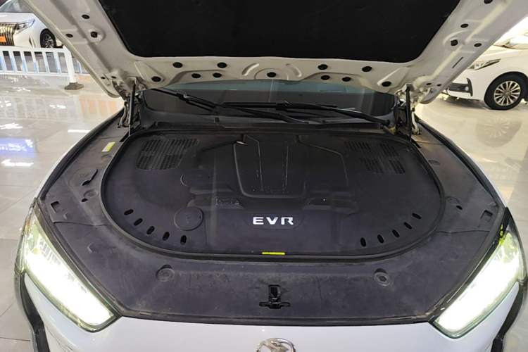 Used SERES SF5 2021 Huawei Smart Selection Four-Wheel Drive Edition Engine Bay