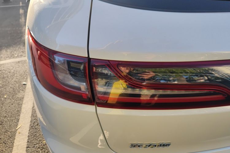 Used SERES SF5 2021 Huawei Smart Selection Four-Wheel Drive Edition Left Rear Taillight