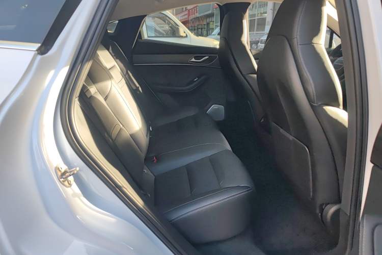 Used SERES SF5 2021 Huawei Smart Selection Four-Wheel Drive Edition Right Rear Seat
