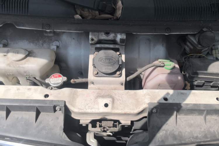 Used Shenzhou DST 5 2019 Pure Electric Van Engine Bay