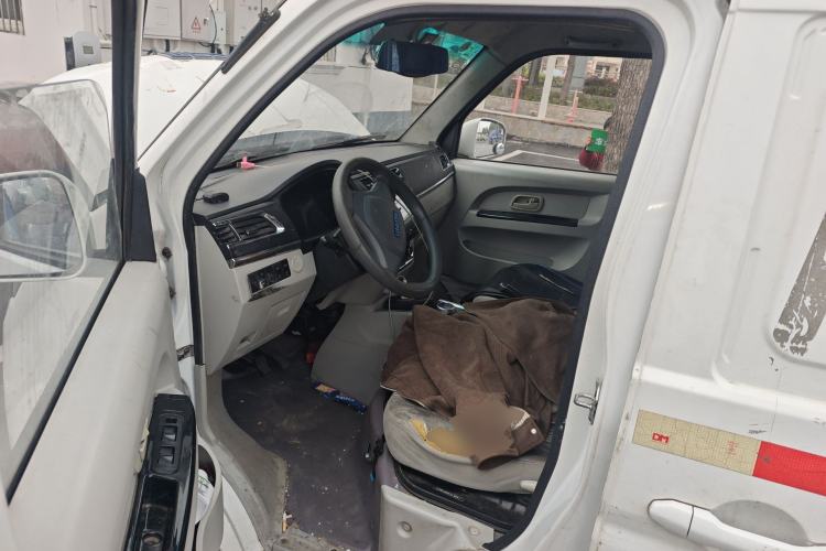 Used Shenzhou DST 5 2020 Pure Electric Van Driver Seat