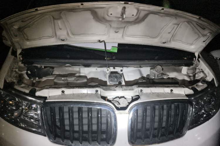 Used Shenzhou DST 5 2020 Pure Electric Van Engine Bay