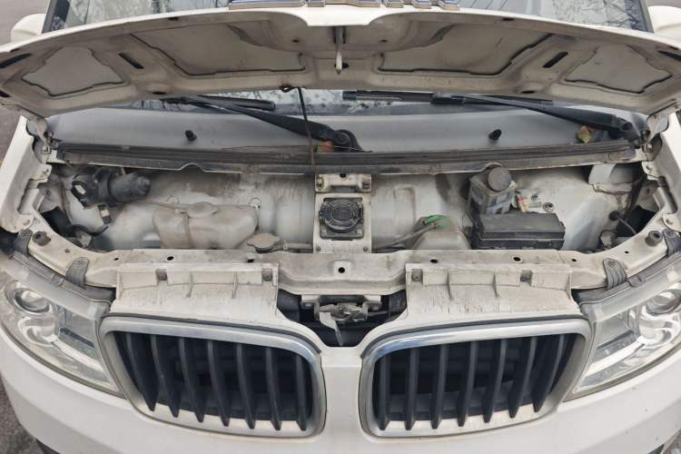Used Shenzhou DST 5 2020 Pure Electric Van Engine Bay