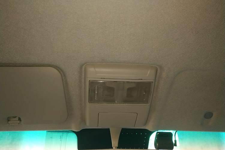 Used Shenzhou DST 5 2020 Pure Electric Van Headliner
