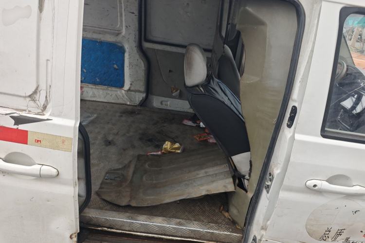 Used Shenzhou DST 5 2020 Pure Electric Van Left Rear Seat