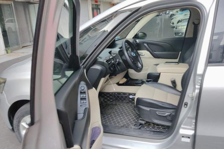 Used SINOGOLD GM3 2018 A-Type Driver Seat