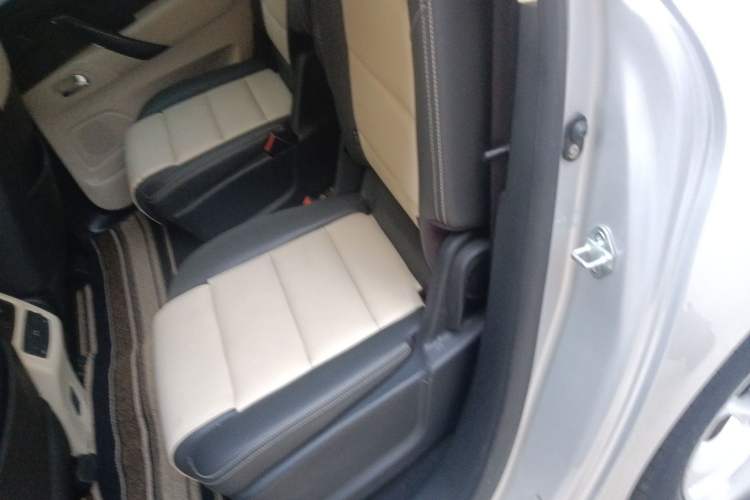 Used SINOGOLD GM3 2018 Advanced Version Left Rear Seat