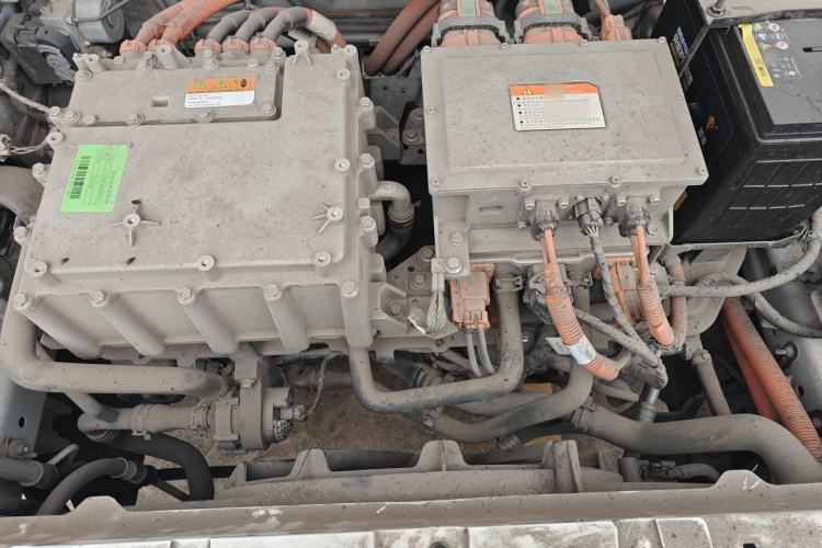 Used SINOGOLD Junxing 2023 Standard Model Engine Bay