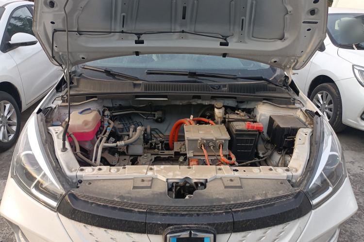 Used SINOGOLD Junxing 2023 Standard Model Engine Bay