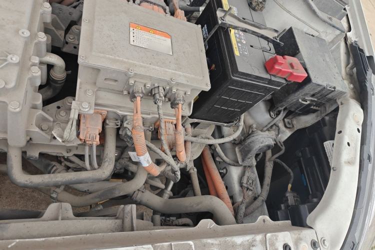 Used SINOGOLD Junxing 2023 Standard Model Engine Bay Left