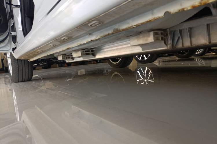 Used SINOGOLD Junxing 2023 Standard Model Left Side Sill