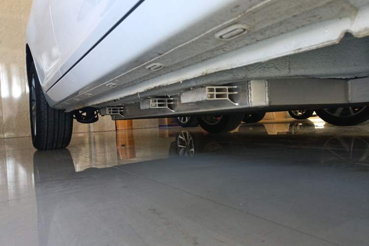 Used SINOGOLD Junxing 2023 Standard Model Right Side Sill