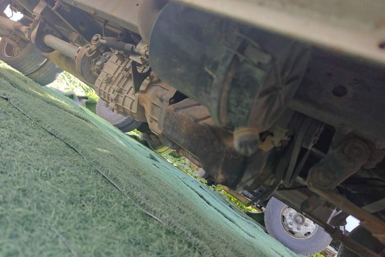 Used Sinotruk BOLDEN  Chassis Front Right