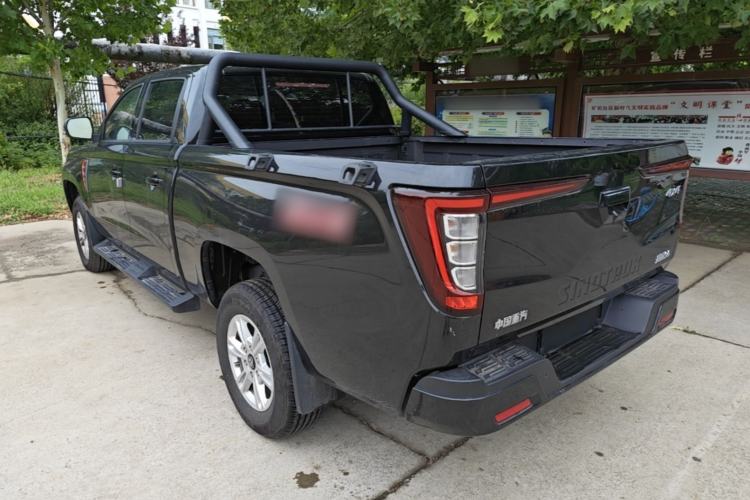 Used Sinotruk BOLDEN 2024 Commercial 2.0T Automatic Diesel 4x4 Long Wheelbase Luxury Edition Exterior 2