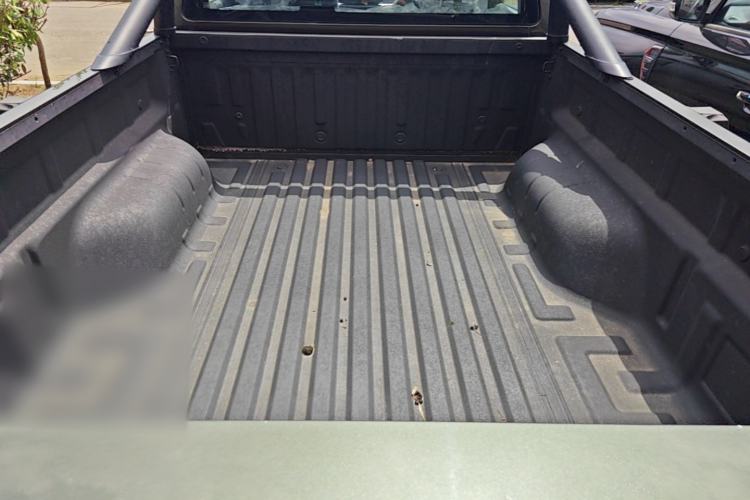 Used Sinotruk BOLDEN 2024 Commercial 2.0T Manual Diesel Two-Wheel Drive Long Wheelbase Entrepreneur Edition Trunk