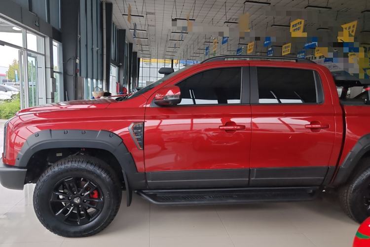 Used Sinotruk BOLDEN 2024 Off-Road 2.0T Automatic Diesel 4x4 Standard Wheelbase Professional Edition Exterior 2