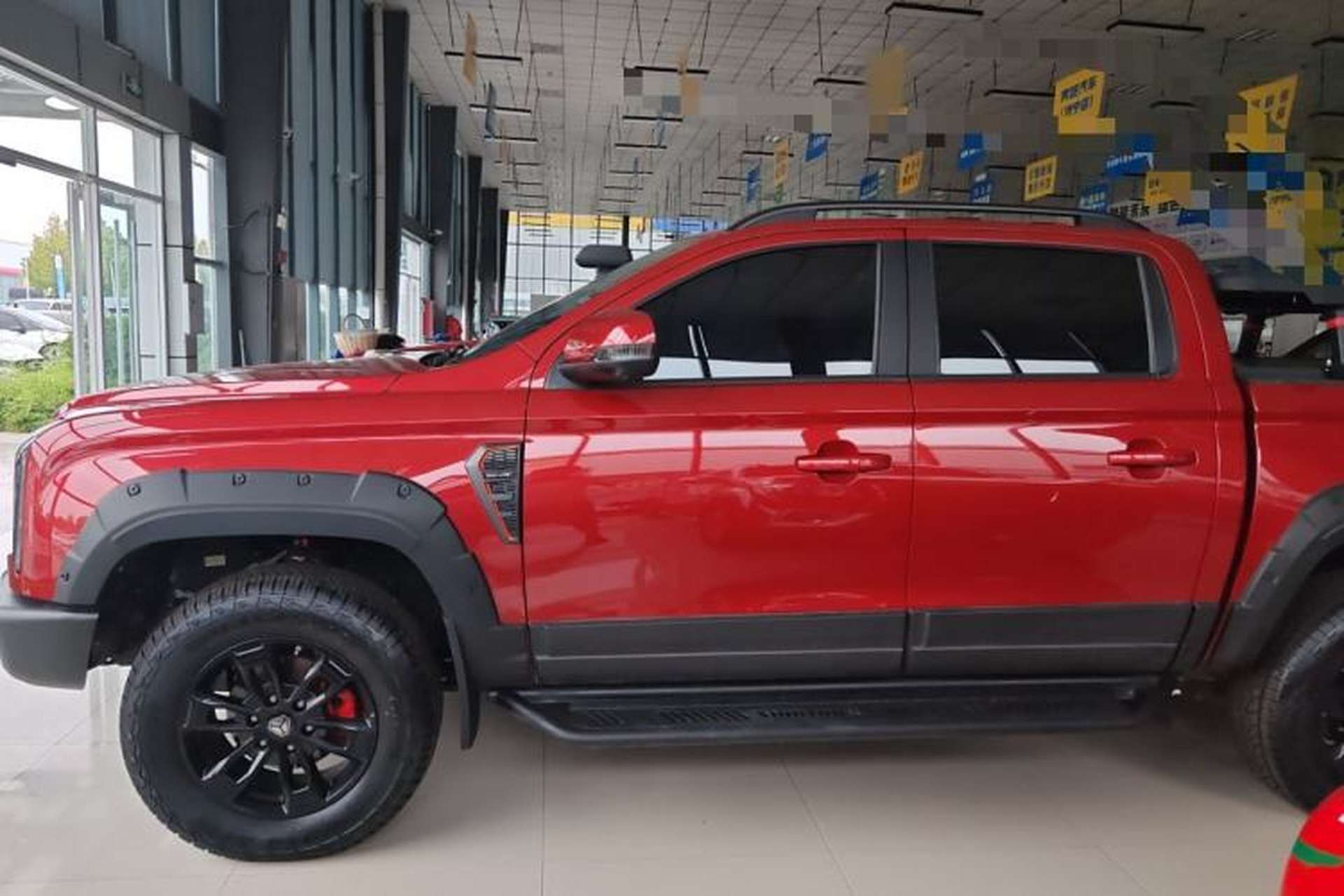 Used Sinotruk BOLDEN 2024 Off-Road 2.0T Automatic Diesel 4x4 Standard Wheelbase Professional Edition Exterior 2
