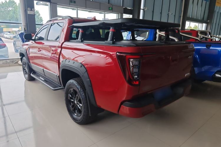 Used Sinotruk BOLDEN 2024 Off-Road 2.0T Automatic Diesel 4x4 Standard Wheelbase Professional Edition Exterior 4