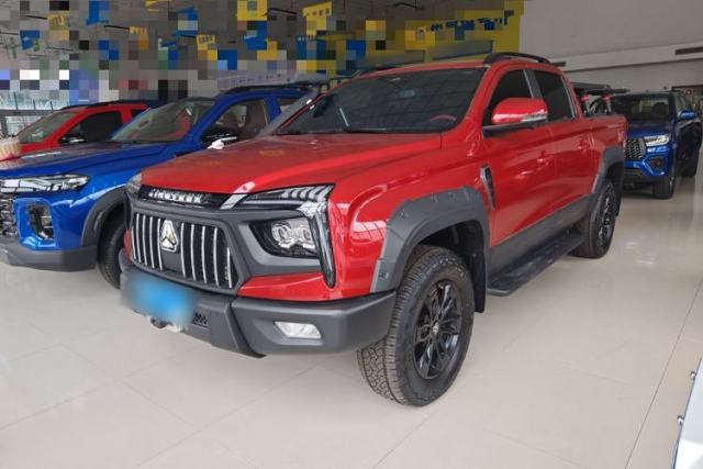 Used Sinotruk BOLDEN 2024 Off-Road 2.0T Automatic Diesel 4x4 Standard Wheelbase Professional Edition