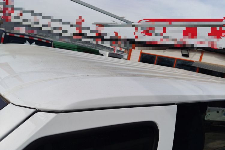 Used Sinotruk Pioneer V 2024 Multi-Function Edition 2.0T Automatic Mid-Roof Low-Profile Roof