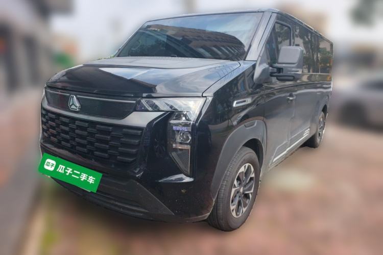 Sinotruk Pioneer V 2025 Multi-Function PRO Edition 2.0T Automatic Mid-Roof Mid-Height usata Guazi used car, China used car export, Used car for sale, Used cars, Cheapest cars for sale