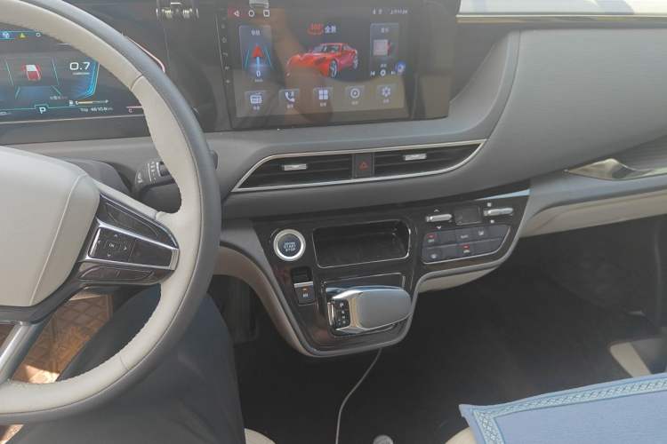 Used Sinotruk Pioneer V  Audio And AC Panel