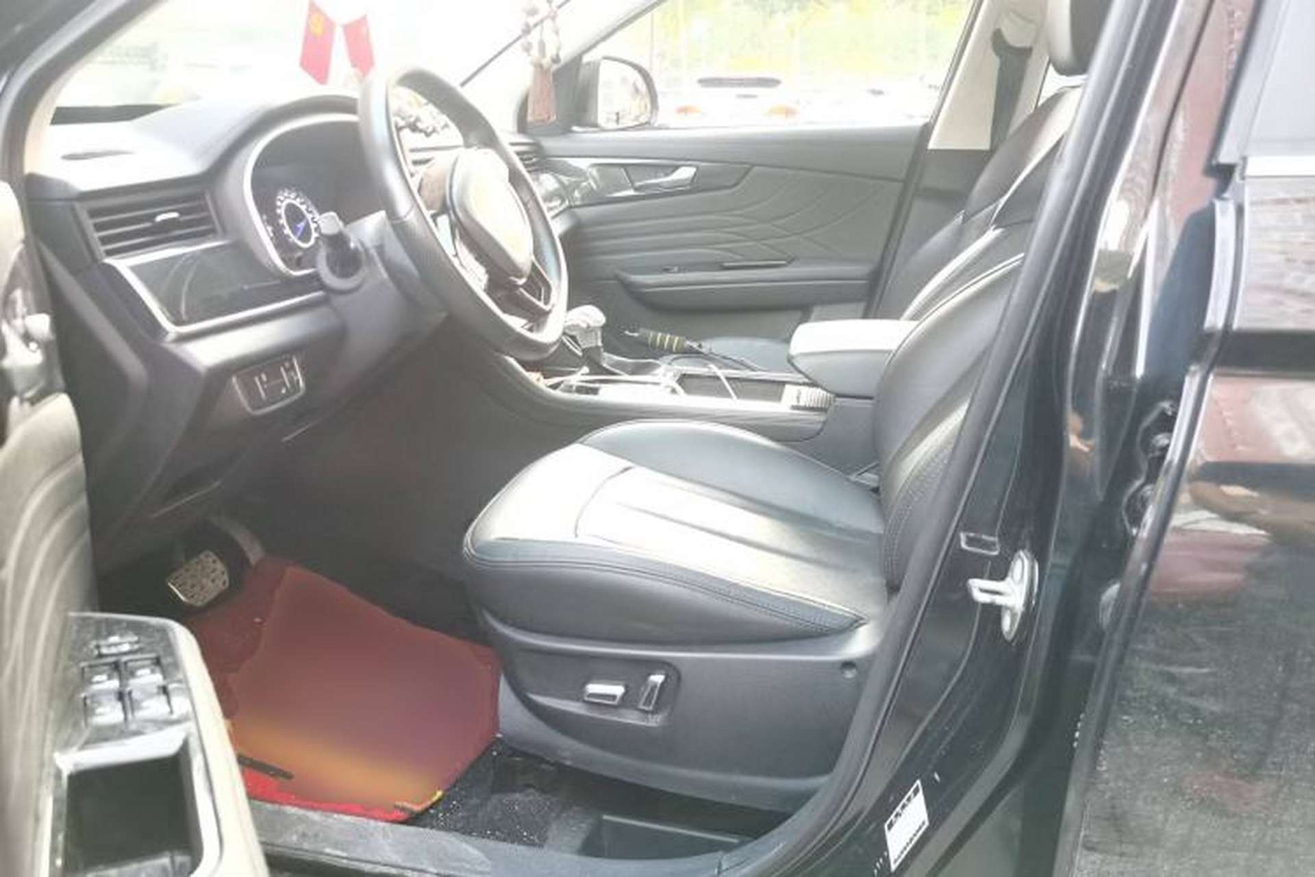 Used Sinotruk VGV U70 2021 1.5T Automatic Youyue Edition 7-Seater Driver Seat