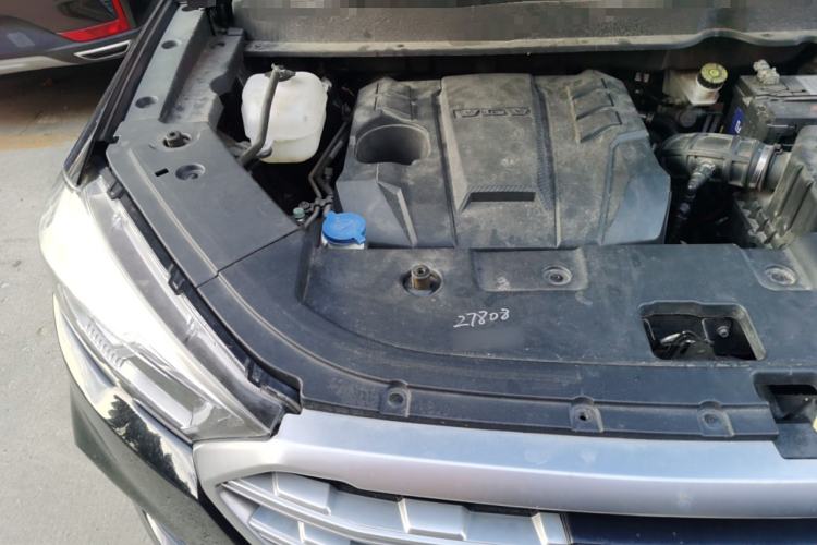 Used Sinotruk VGV U70 2021 1.5T Automatic Youyue Edition 7-Seater Engine Bay Right