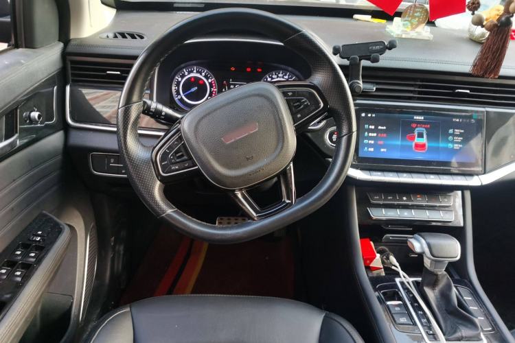 Used Sinotruk VGV U70 2021 1.5T Automatic Youyue Edition 7-Seater Steering Wheel