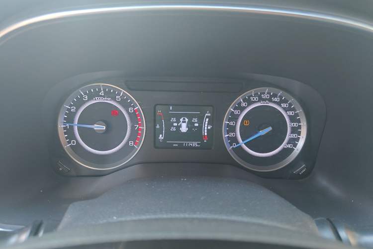 Used Sinotruk VGV U70 2020 1.5T Manual Elite Sunroof Version 6 Seats Instrument Cluster