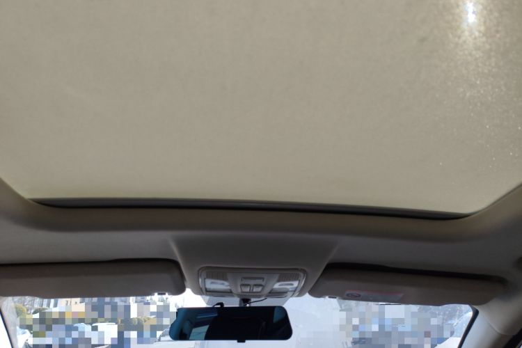 Used Sinotruk VGV U70 2021 1.5T Automatic Youyue Edition 7-Seater Headliner