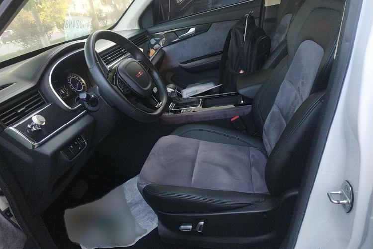 Used Sinotruk VGV U70 2020 1.5T Automatic Smart Luxury 7-Seater Left Front Seat