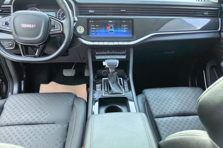 Used Sinotruk VGV U70 2020 1.5T Automatic Smart Enjoyment Elite Navigation Version 7 Seats Center Console
