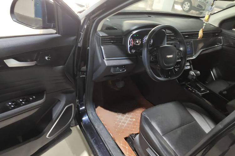Used Sinotruk VGV U70 2020 1.5T Automatic Smart Enjoyment Elite Navigation Version 7 Seats Driver Seat