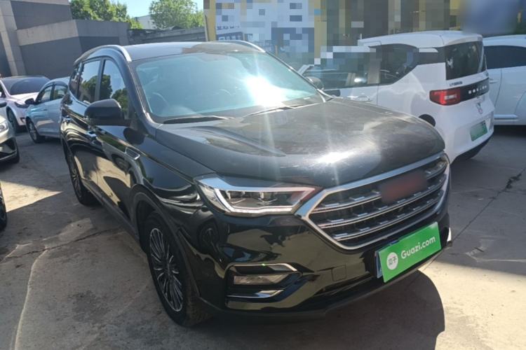 Used Sinotruk VGV U70 2020 1.5T Automatic Smart Luxury 7-Seater Front Right 45 Deg