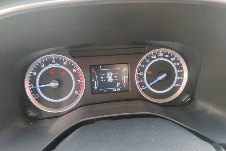 Used Sinotruk VGV U70 2020 1.5T Automatic Smart Luxury 7-Seater Instrument Cluster