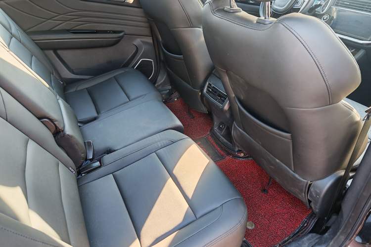 Used Sinotruk VGV U70 2020 1.5T Automatic Smart Enjoyment Elite Navigation Version 7 Seats Interior 11