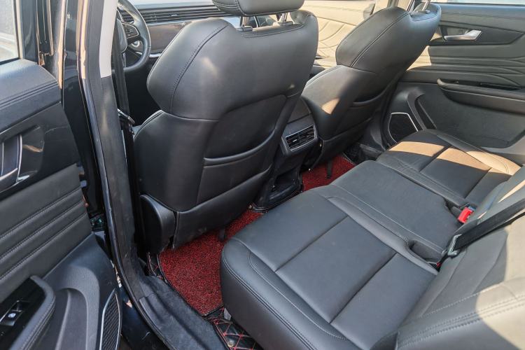 Used Sinotruk VGV U70 2020 1.5T Automatic Smart Enjoyment Elite Navigation Version 7 Seats Interior 7