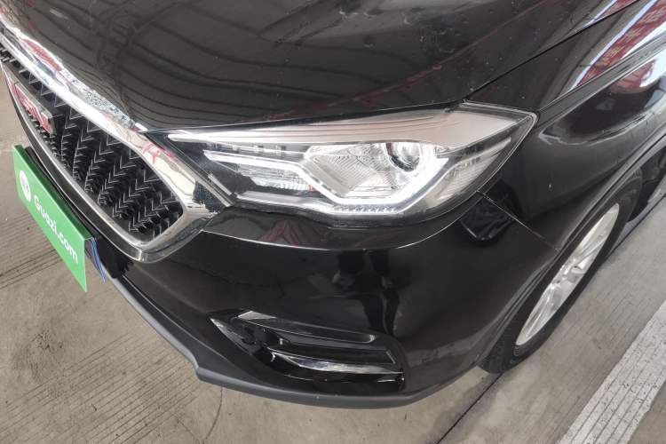 Used Sinotruk VGV U70 2020 1.5T Manual Comfort Edition 7 Seats Left Front Headlight
