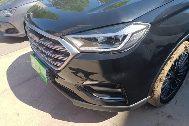 Used Sinotruk VGV U70 2020 1.5T Automatic Smart Luxury 7-Seater Left Front Headlight