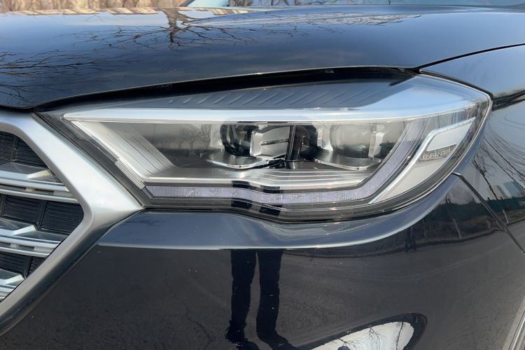 Used Sinotruk VGV U70 2020 1.5T Automatic Smart Luxury 7-Seater Left Front Headlight