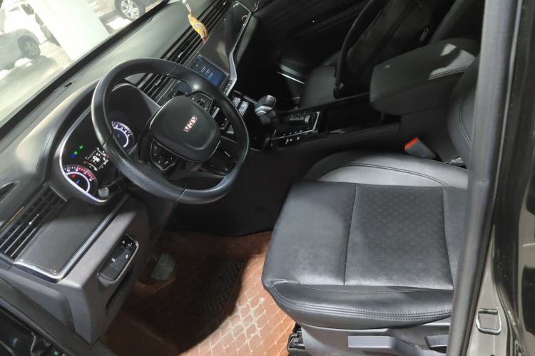 Used Sinotruk VGV U70 2020 1.5T Automatic Smart Enjoyment Elite Navigation Version 7 Seats Left Front Seat