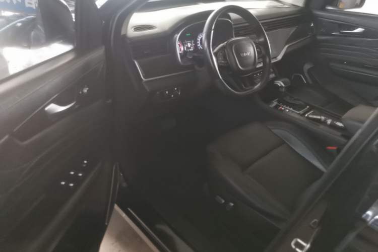 Used Sinotruk VGV U70 2020 1.5T Automatic Smart Luxury 7-Seater Left Front Seat