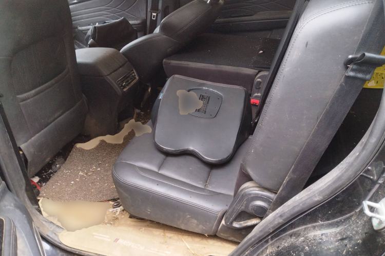 Used Sinotruk VGV U70 2020 1.5T Manual Elite Sunroof Version 5 Seats Left Rear Seat