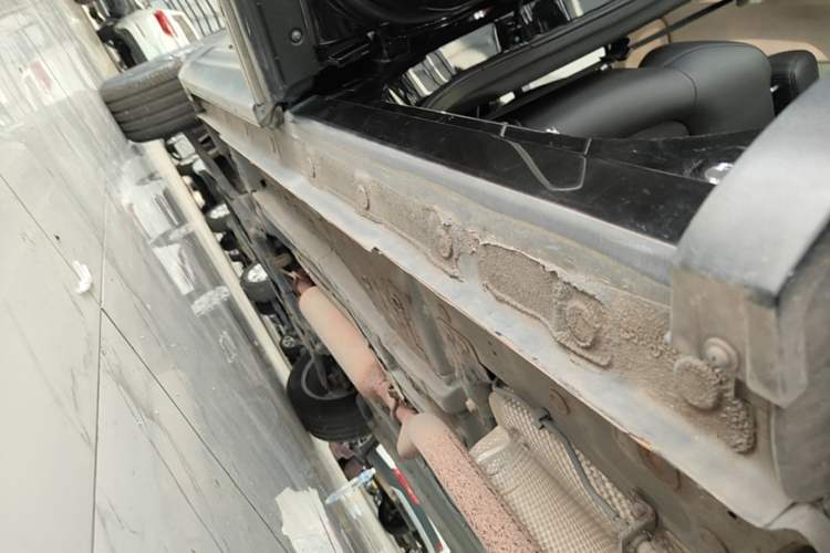 Used Sinotruk VGV U70 2020 1.5T Automatic Smart Enjoyment Elite Navigation Version 7 Seats Left Side Sill