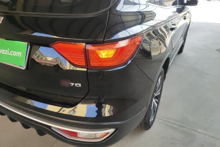 Used Sinotruk VGV U70 2020 1.5T Automatic Smart Enjoyment Elite Navigation Version 7 Seats Right Rear Taillight